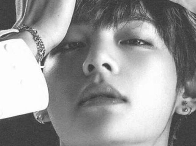 V(Taehyung)