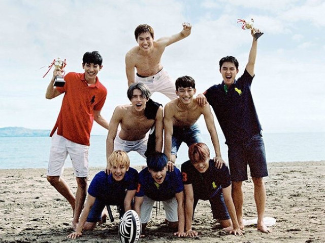 EXO RPG: Caminhando pela praia