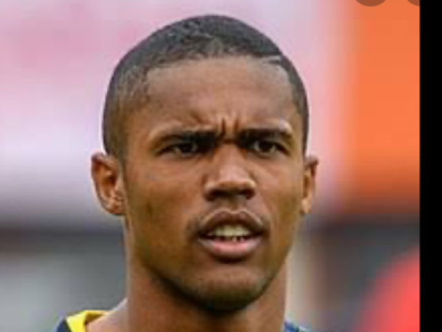 Douglas Costa