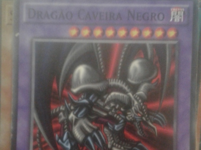 Dragão caveira negro