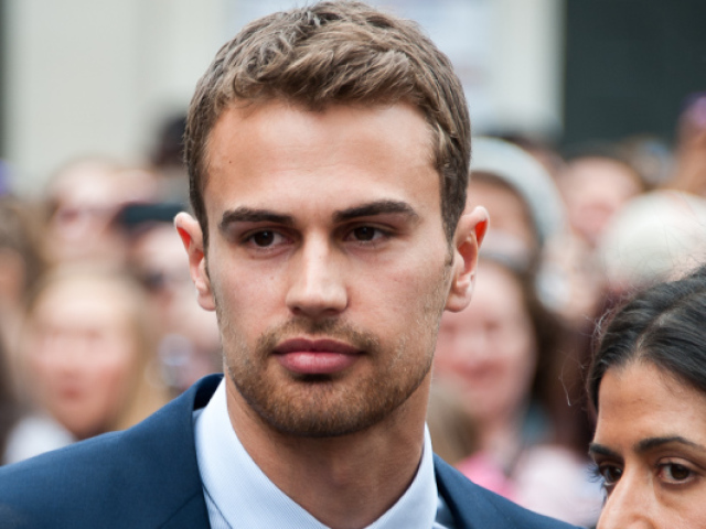 Theo James