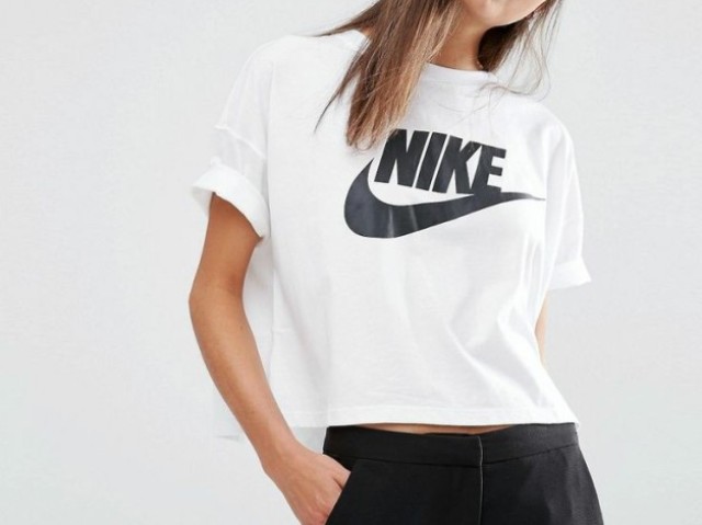 Cropped Nike