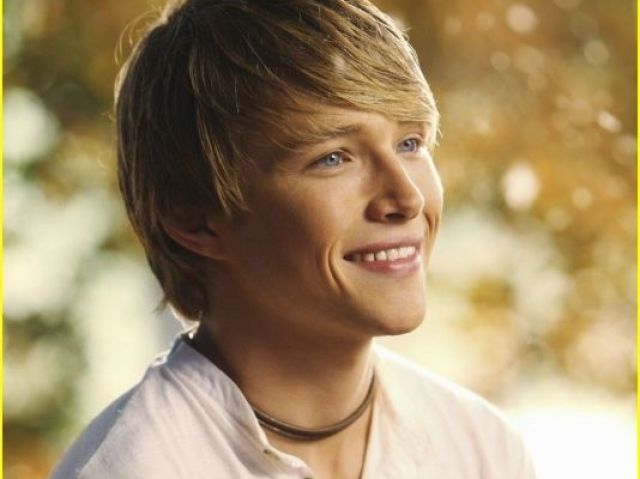 Sterling Knight