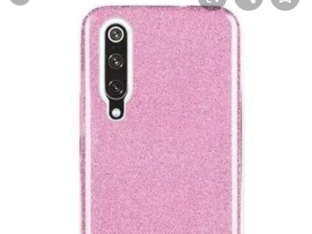 Celular com a capinha rosa