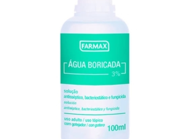 Água boricada