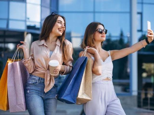 Ir fazer compras no shopping