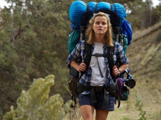 SÓ UMA MOCHILA E VÁRIOS EQUIPAMENTOS, TENHO A VAGA IMPRESSÃO QUE EU VIVEREI UMA AVENTURA NESSA VIAGEM.