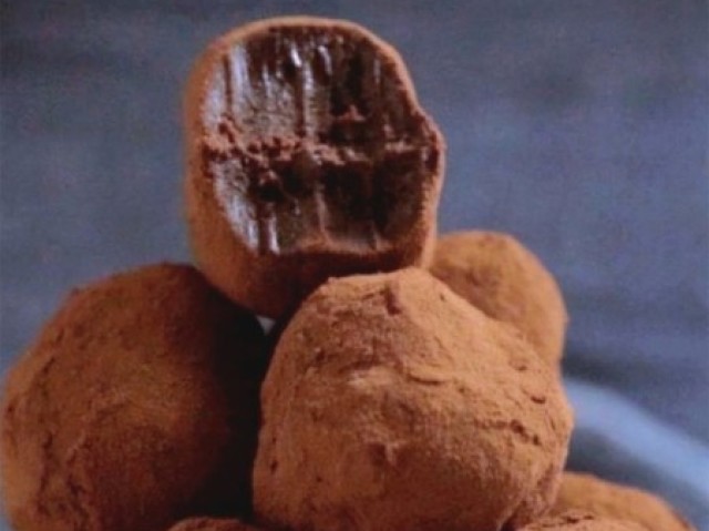 Gente eu como doce de café da manhã.
Não sei você.