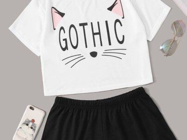 ~blusa de gatinho e short preto~