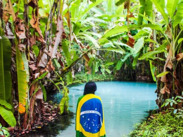 Algum lugar no Brasil mesmo ^^