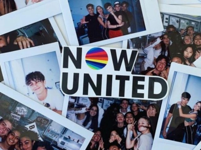 ♧Não encontrei caderno inteligente de Now United mas finje que é