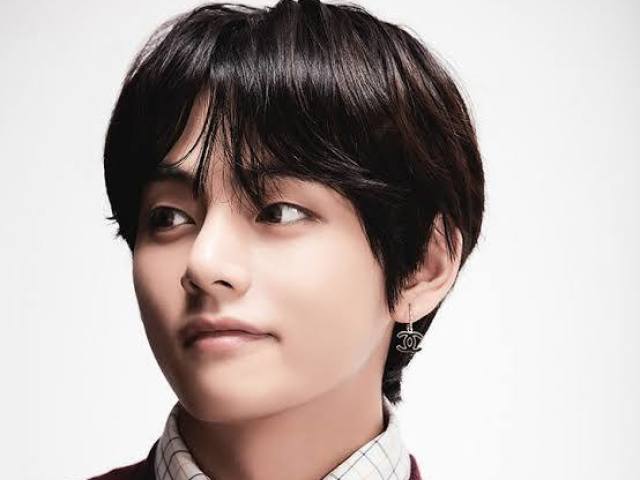 V (Kim Taehyung).