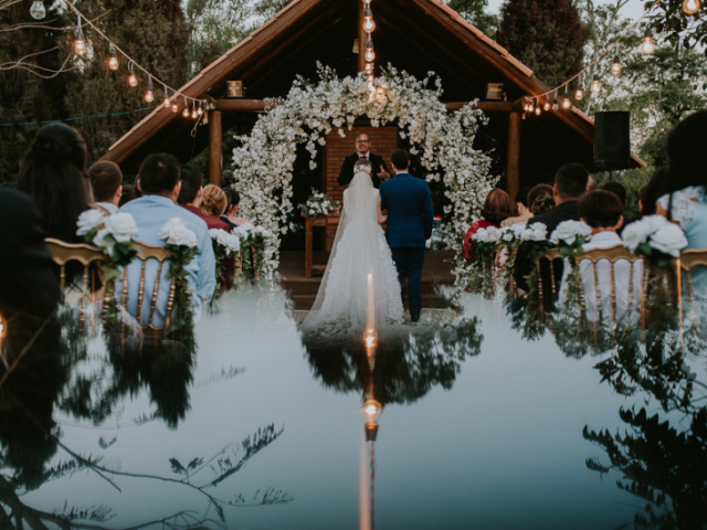 Monte seu casamento e diremos quando você irá se casar!