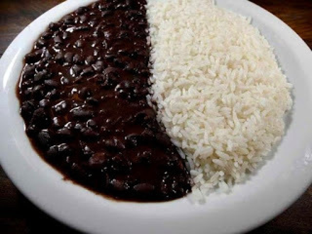 ARROZ E FEIJÃO