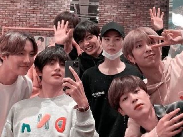 Você faz parte da Hyung ou Maknae Line?