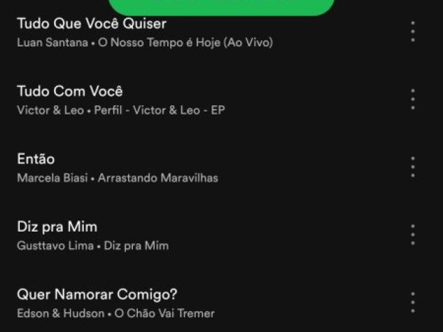 Playlist com músicas que formam várias frases e no fim “Quer namorar comigo?”