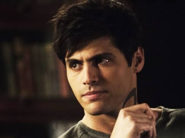Você se parece com o Alec!
