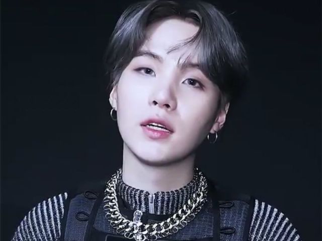 Parabéns, você conquistou o nosso açúcar, Min Yoongi!