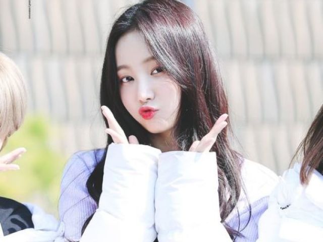 Yeon Woo 🍏 (Momoland)