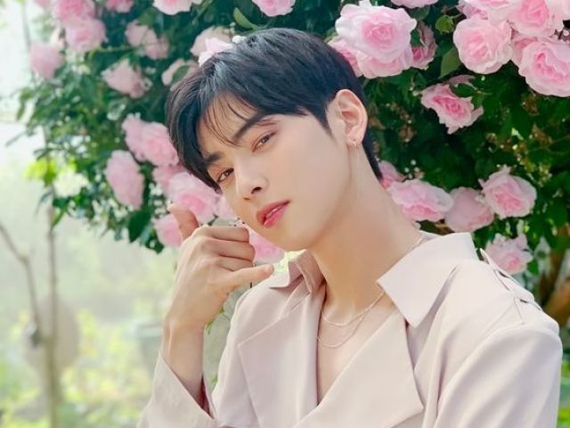 Eunwoo