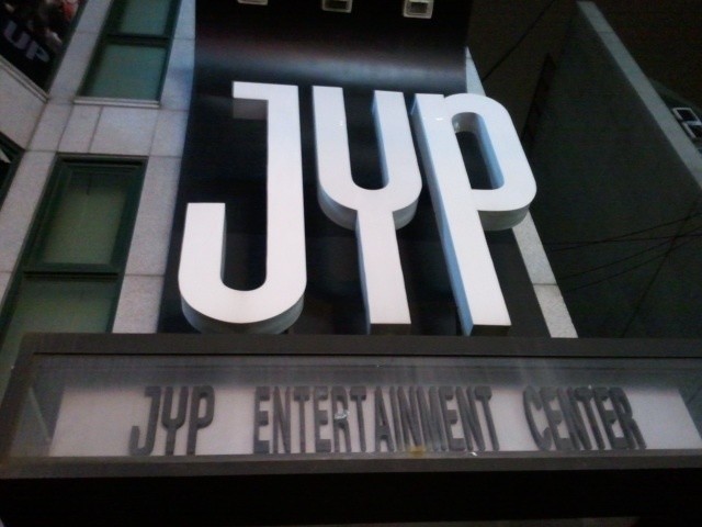 JYP entertaiment