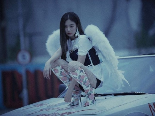 Jennie Kim 
(BLACKPINK)