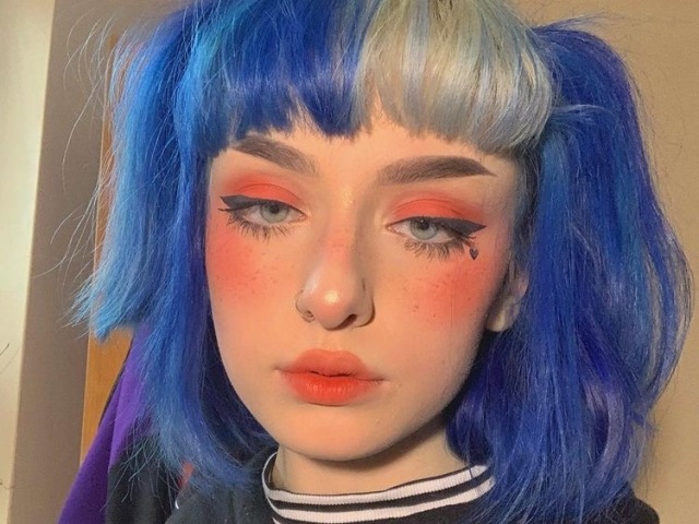 E-girl