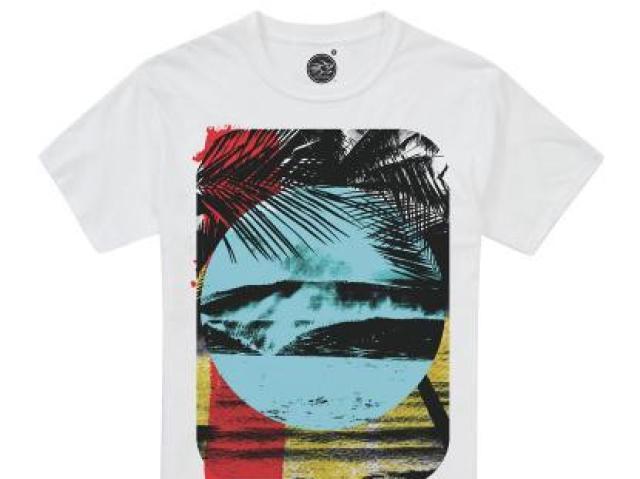 T-shirt Branca marca de skate/surf