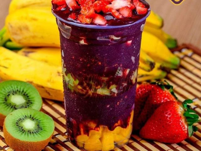 açaí (desculpa aimagem cortada)