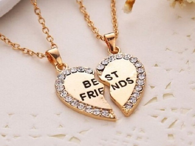 A grudada com a BFF