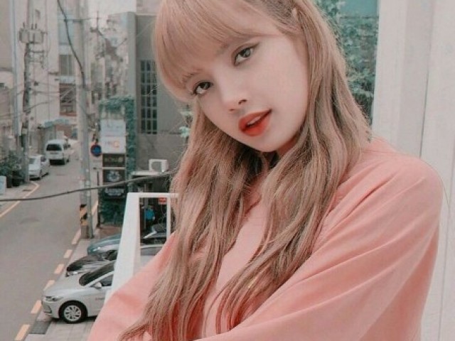 LISA 💛