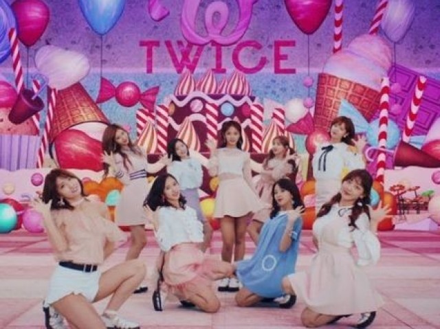 •▪Candy Pop - Twice▪•