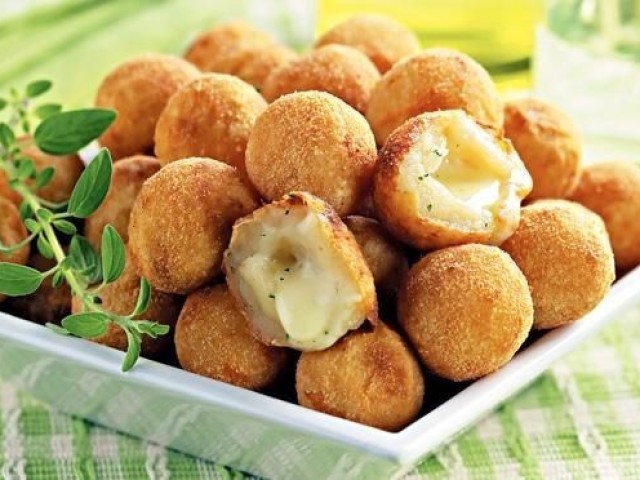 Bolinhas de queijo