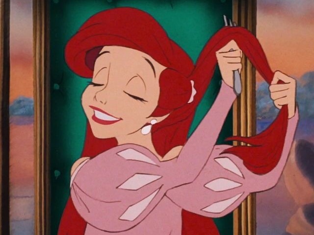 Ariel {Pequena Sereia}