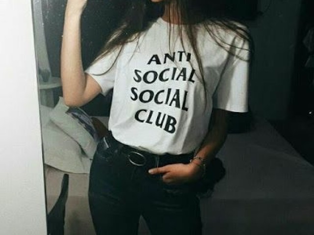 Anti social💕
