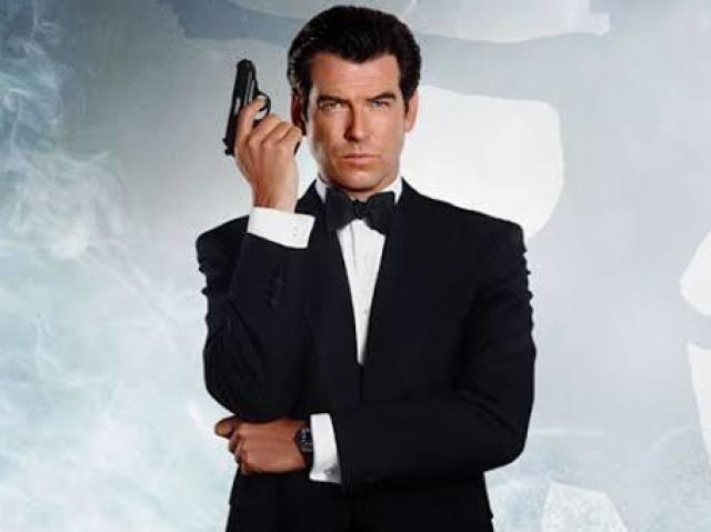 Pierce Brosnan (1995-2002)