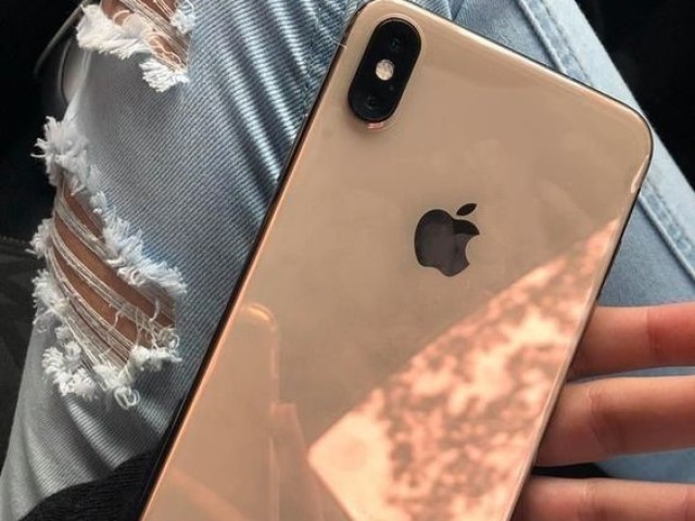 iPhone Xs