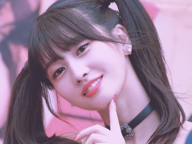 • Momo