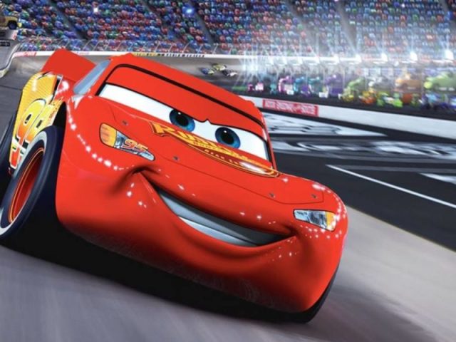 RELÂMPAGO MCQUEEN