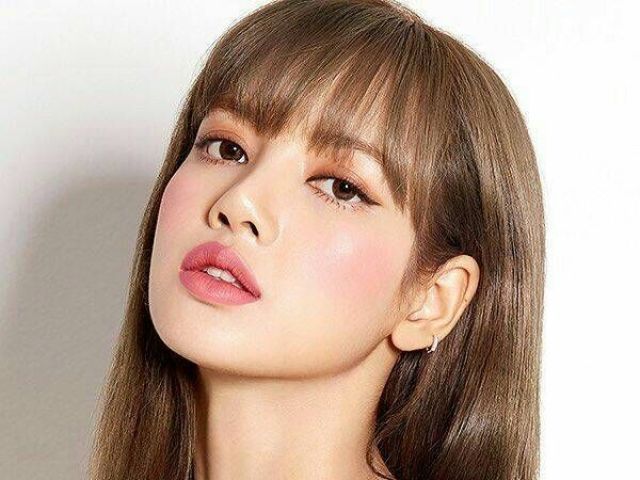 Lisa-blackpink