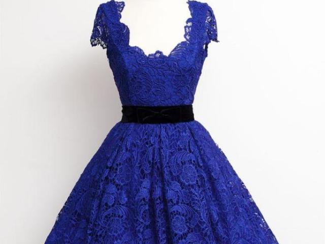 Vestido 4 (até ao joelho)
