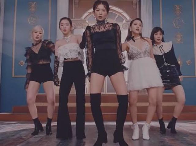 Red Velvet (Psycho)