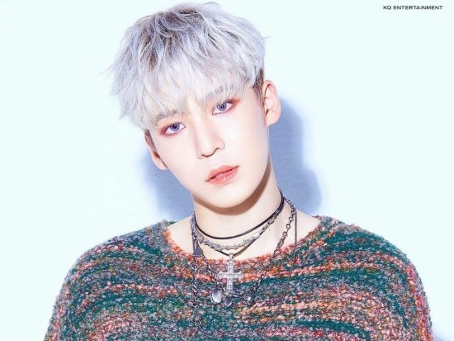 YUNHOOO 🌸❤❤❤😔