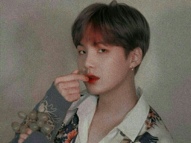 Que o Yoongi escreva uma música para você.