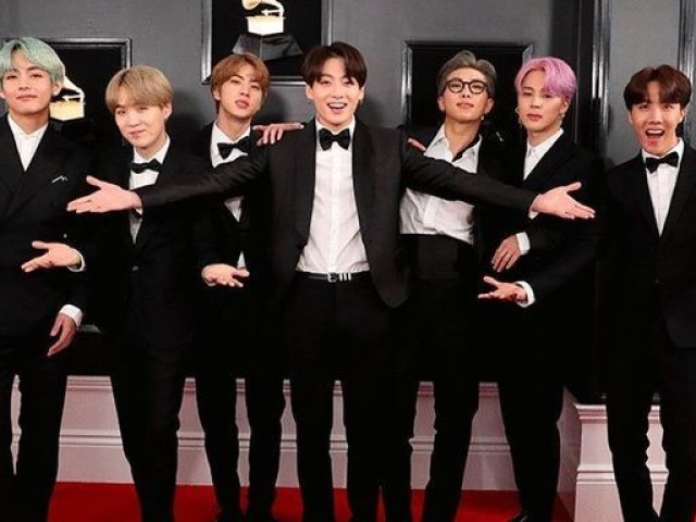 Monte o casamento dos seus sonhos e te direi com quem do BTS você se casaria!