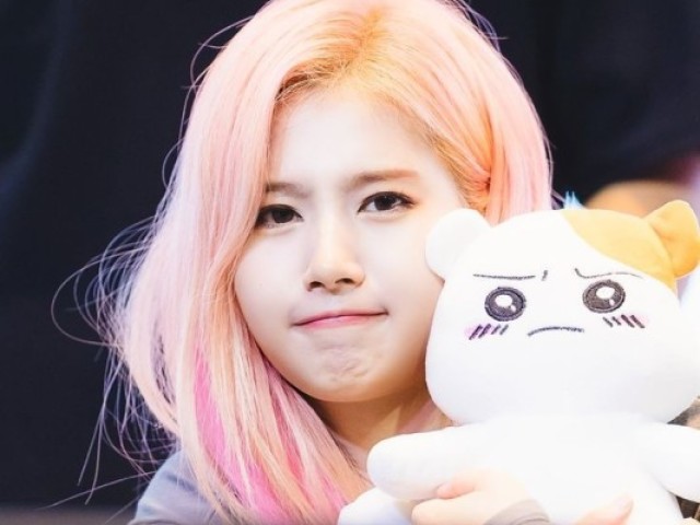 Sana - TWICE