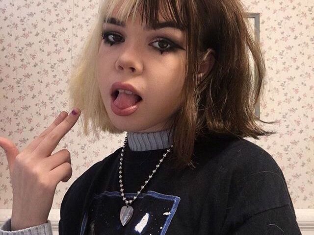 β‘