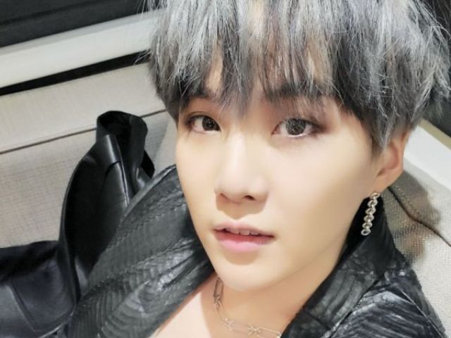 Yoongi(suga)