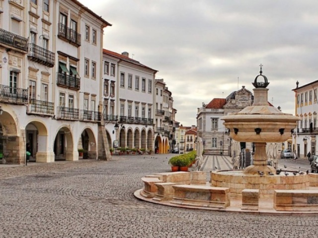 zona Évora