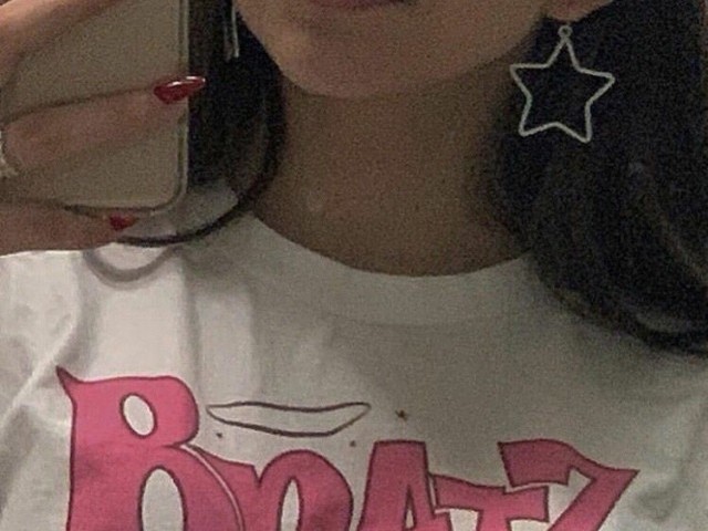 De qual grupo é esse idol?